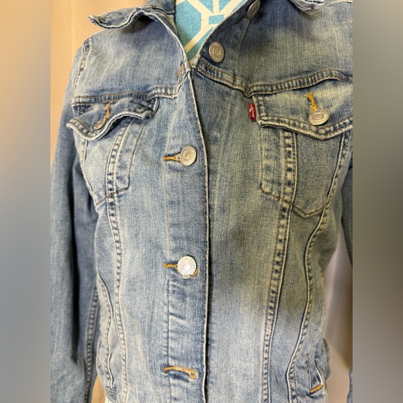 Levi's Women’s Blue Jean Denim  Jacket Size L - Picture 4 of 6
